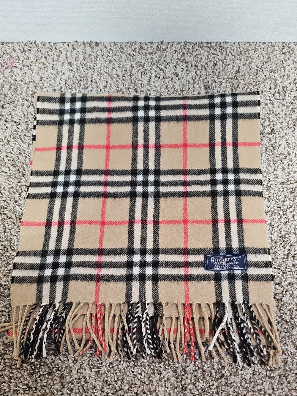 BURBERRYS VINTAGE CHECK CASHMERE SCARF BFPM-10-199